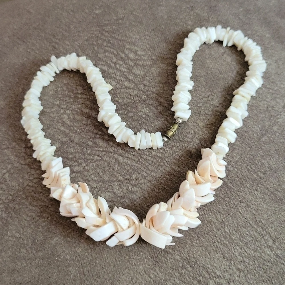 VTG Dainty Pink Puka Shell Surfer Mermaidcore Collar Necklace